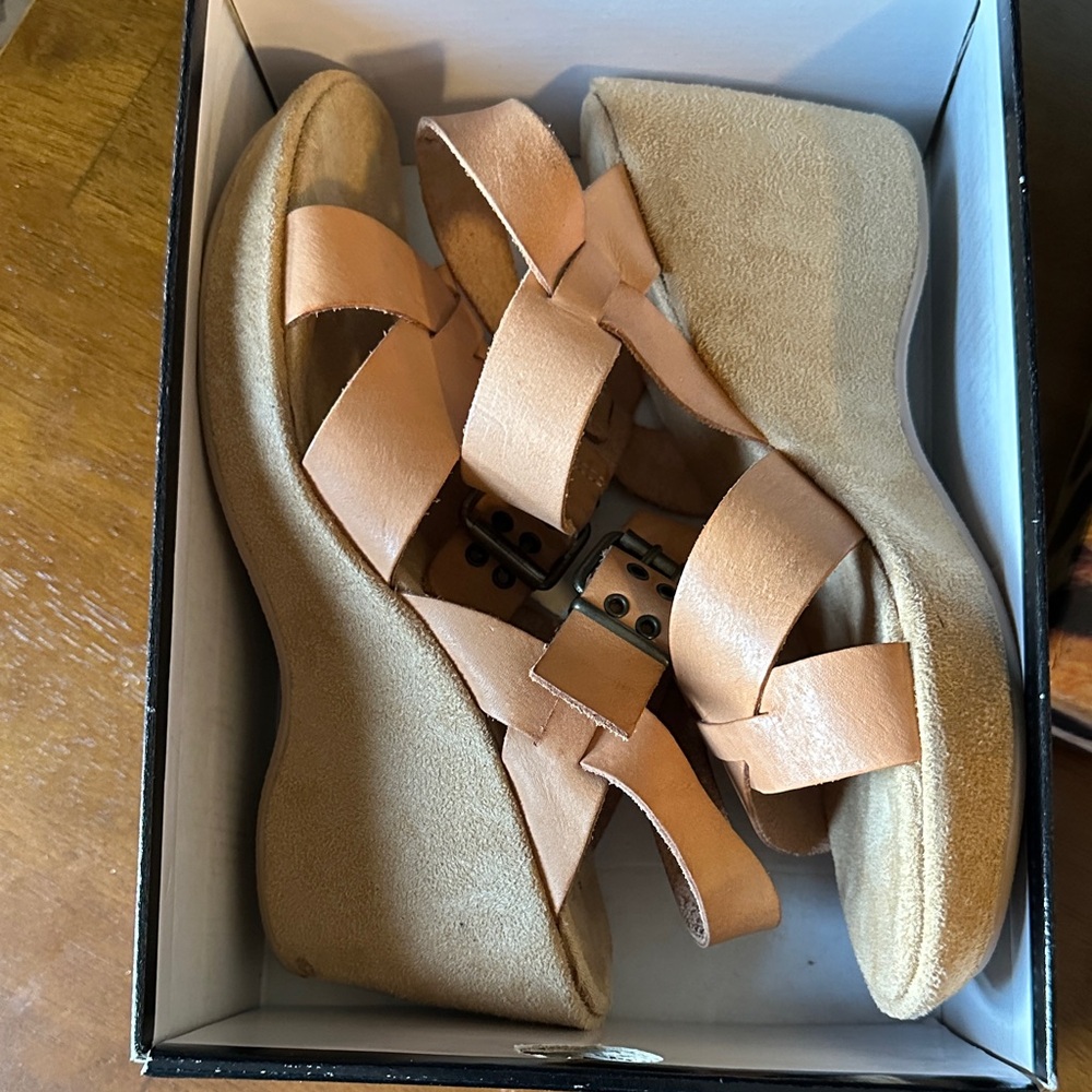 CL by Laundry Tan Leather Wedge Sandals with Buckle - Picture 5 of 5